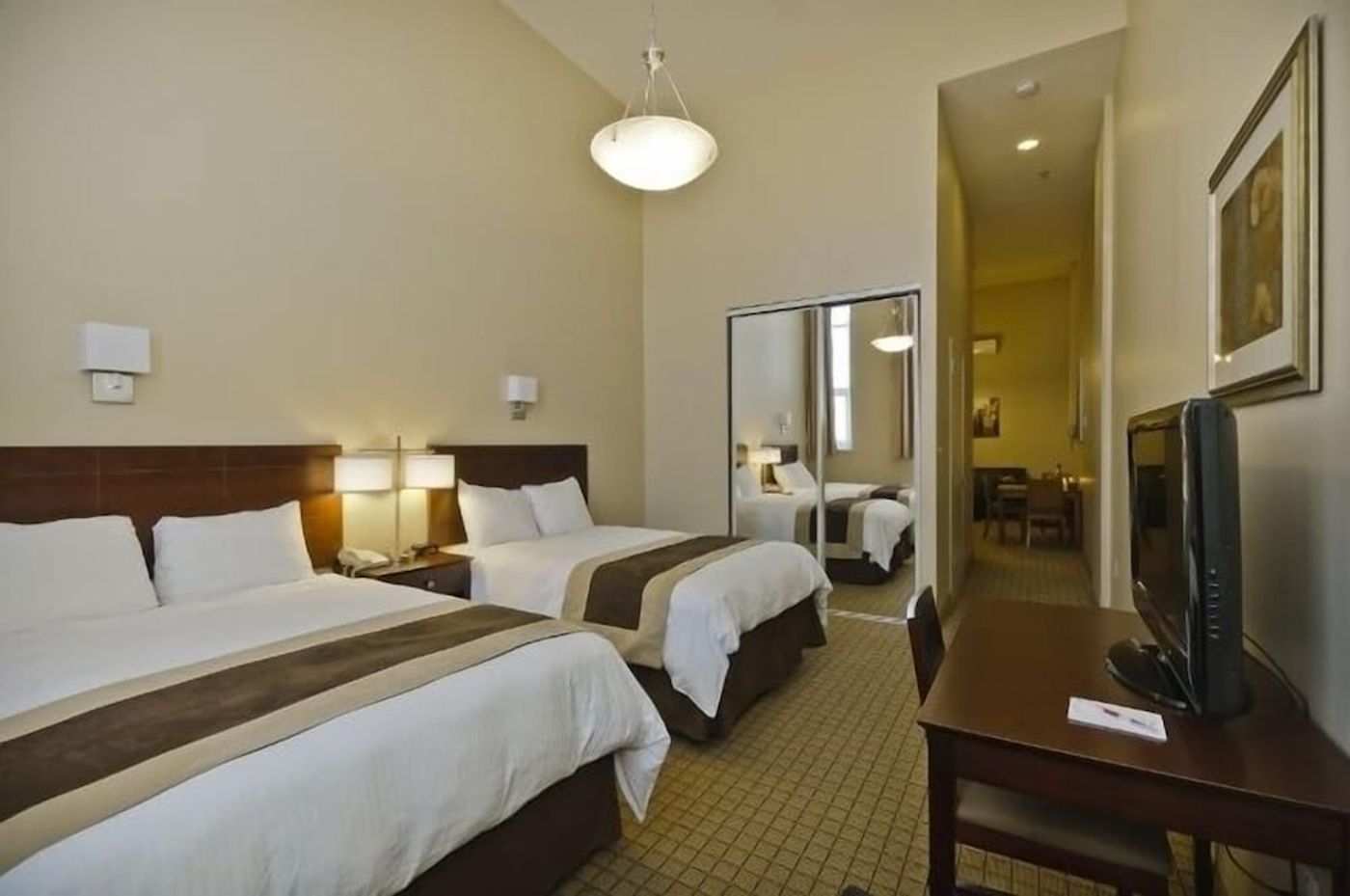 expedia-3162408-9