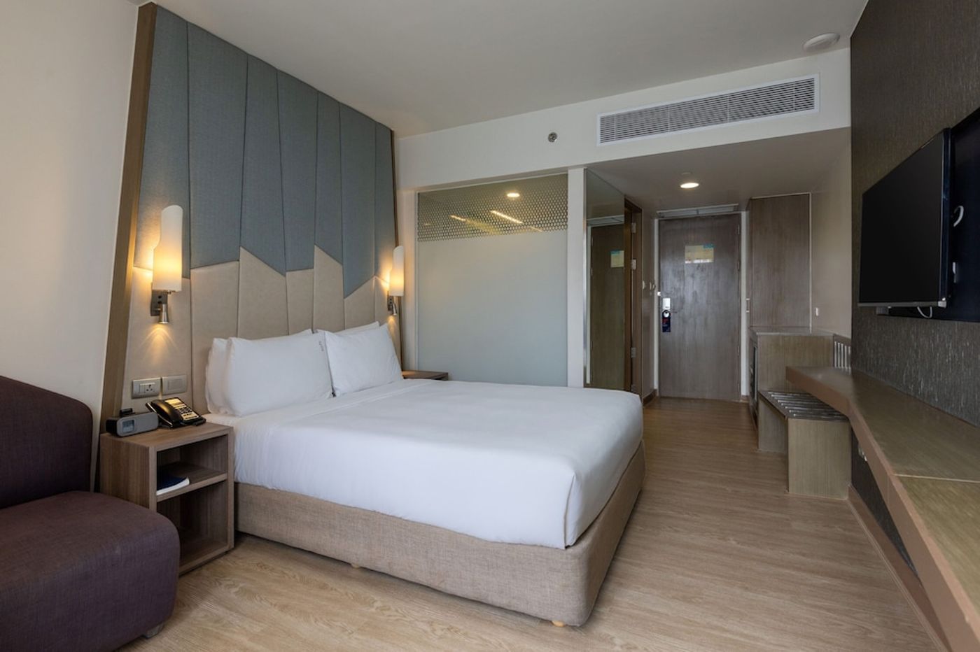 expedia-3162895-18