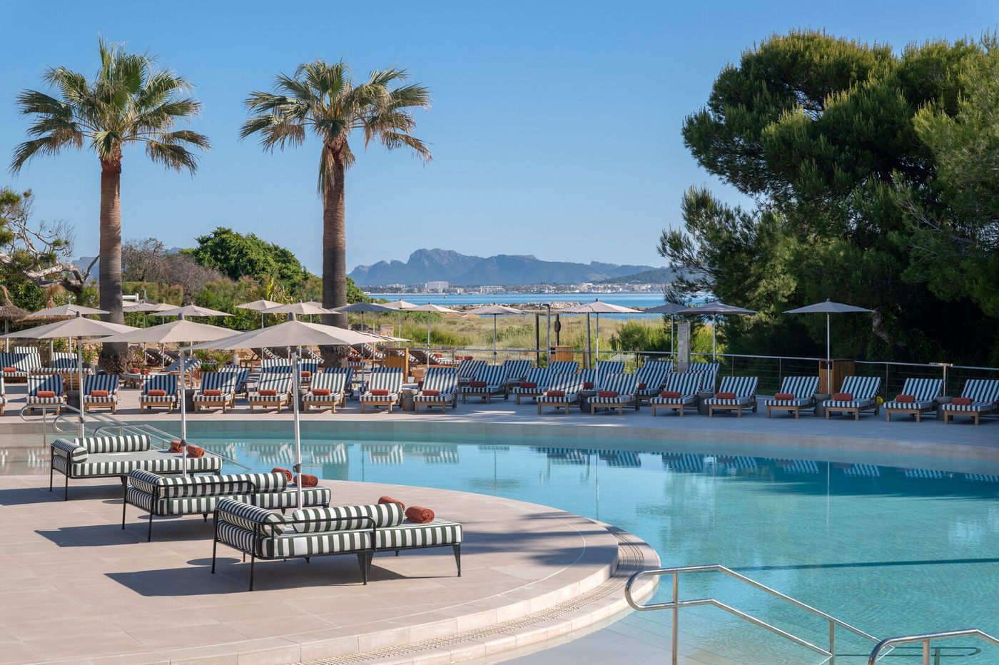 Sarena de Muro Resort Mallorca | Mallorca | On the Beach | £19pp