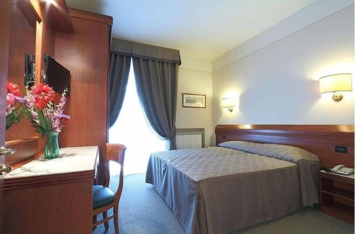 expedia-3165055-11