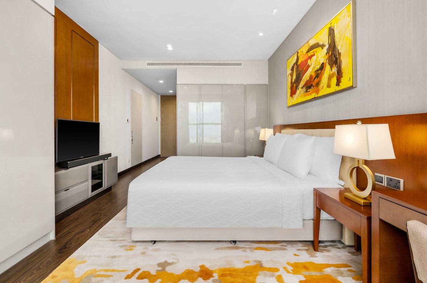 expedia-3159840-29