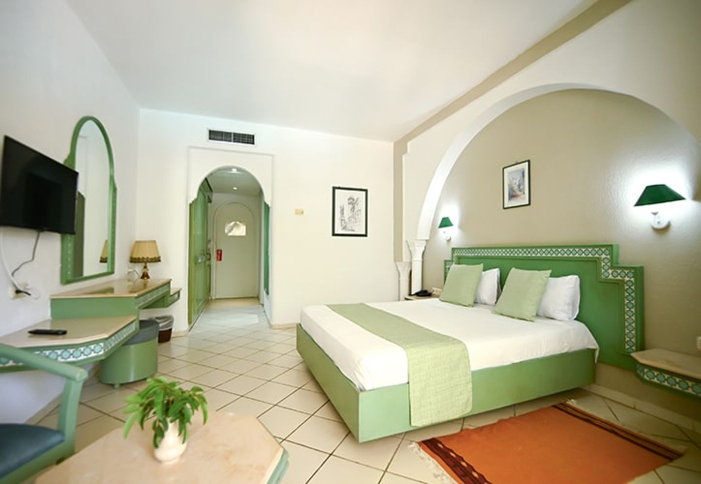 tunisia lodge 23.09