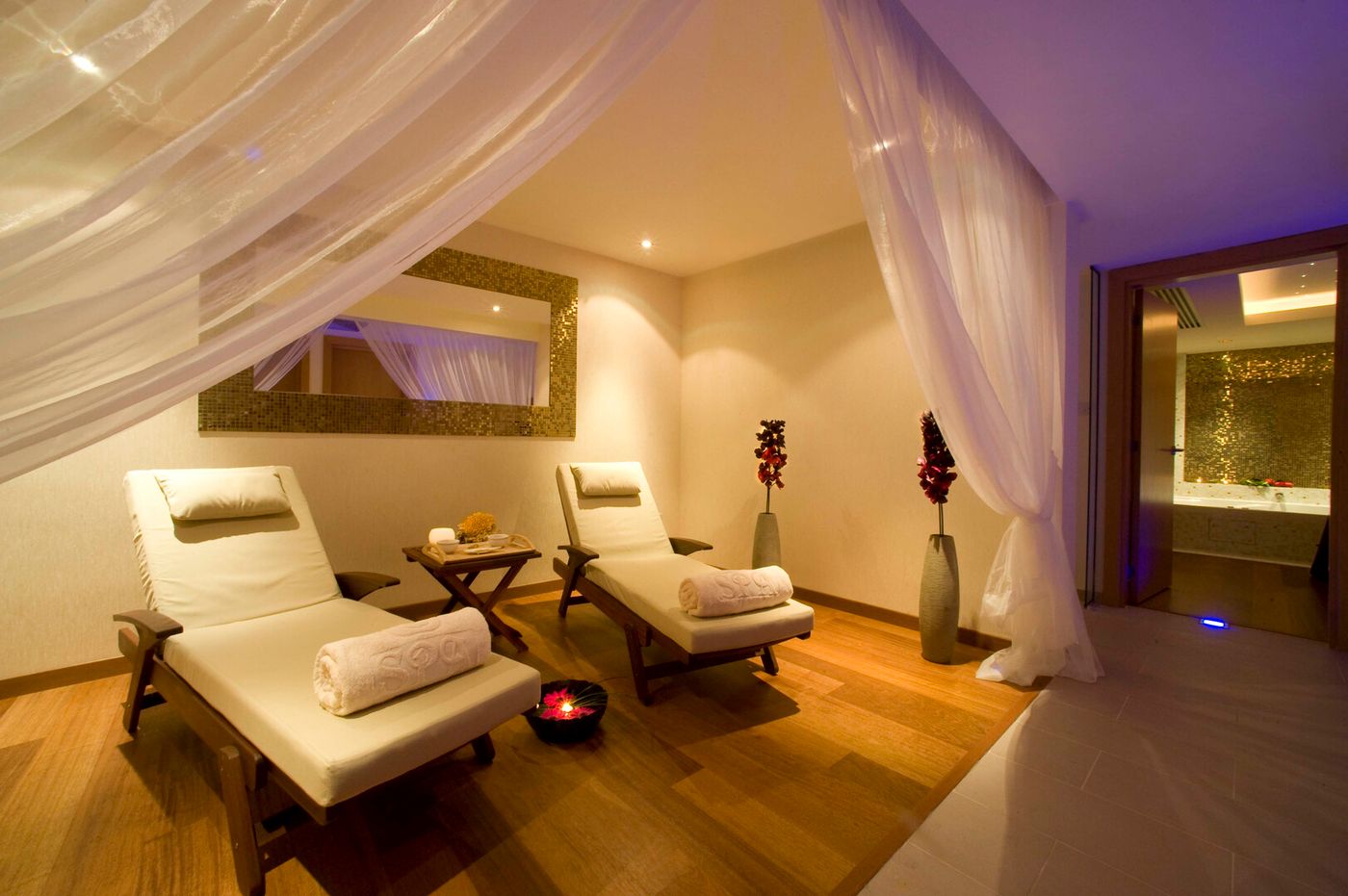 Asimina Suites 