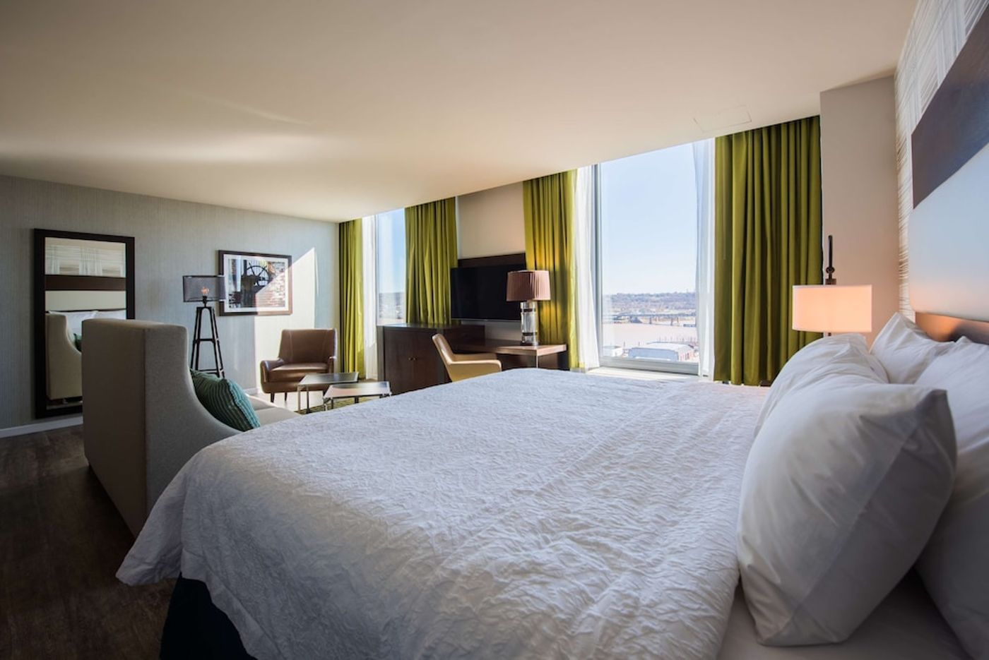 expedia-3159373-24