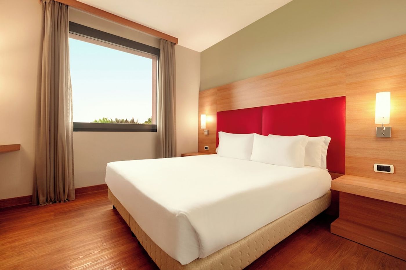 expedia-3163486-10