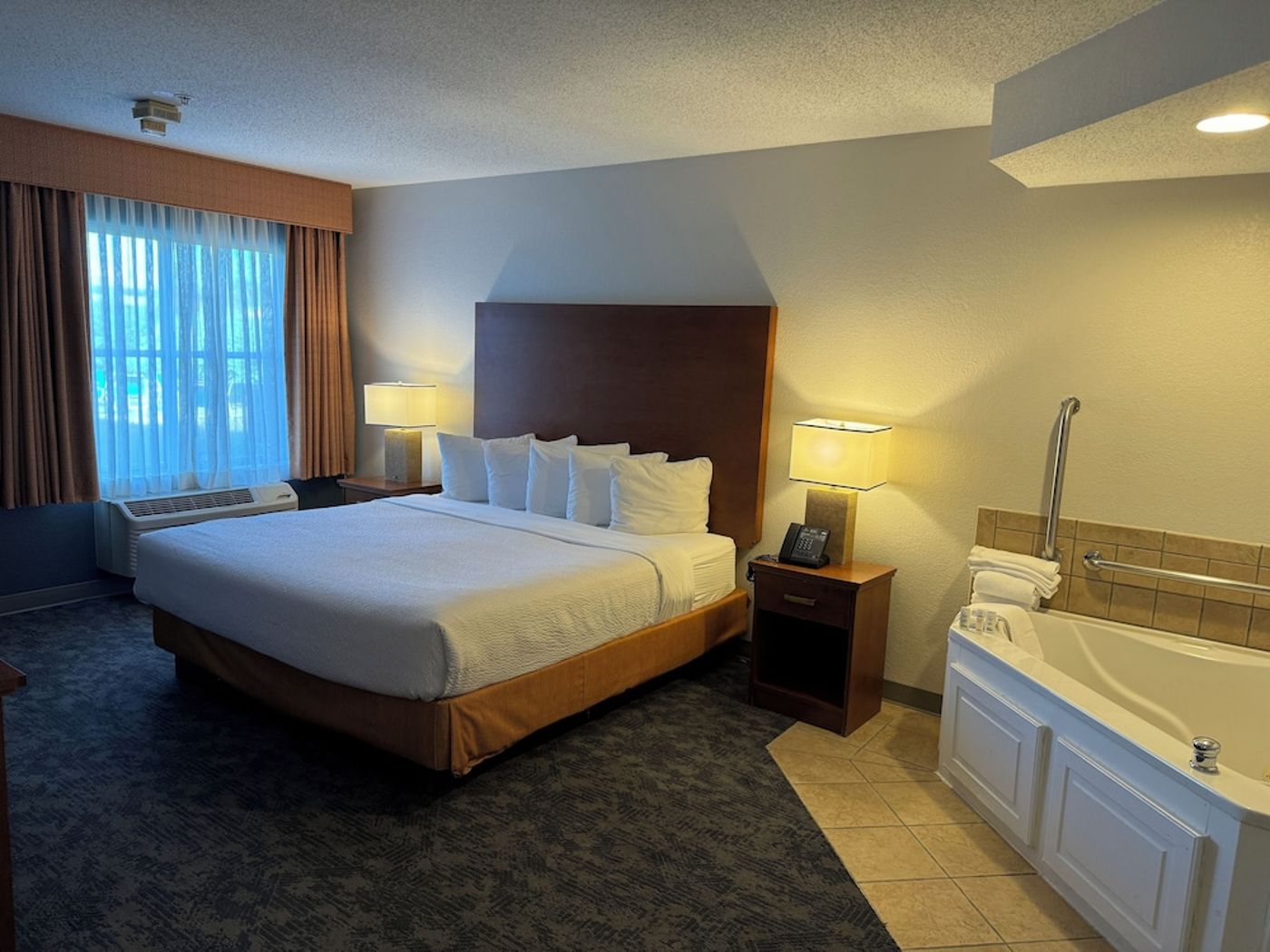 expedia-3162086-25