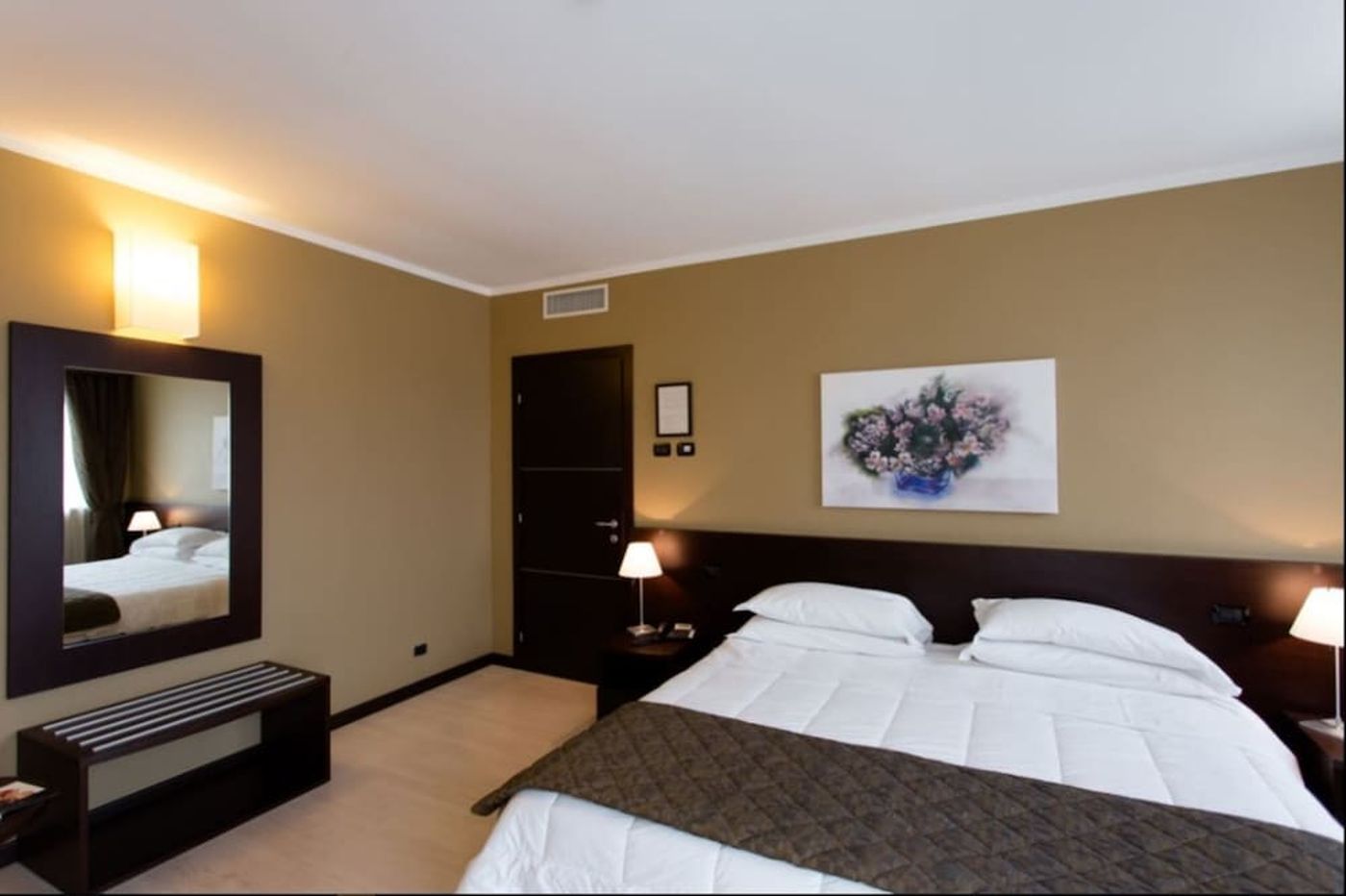 expedia-3162745-6