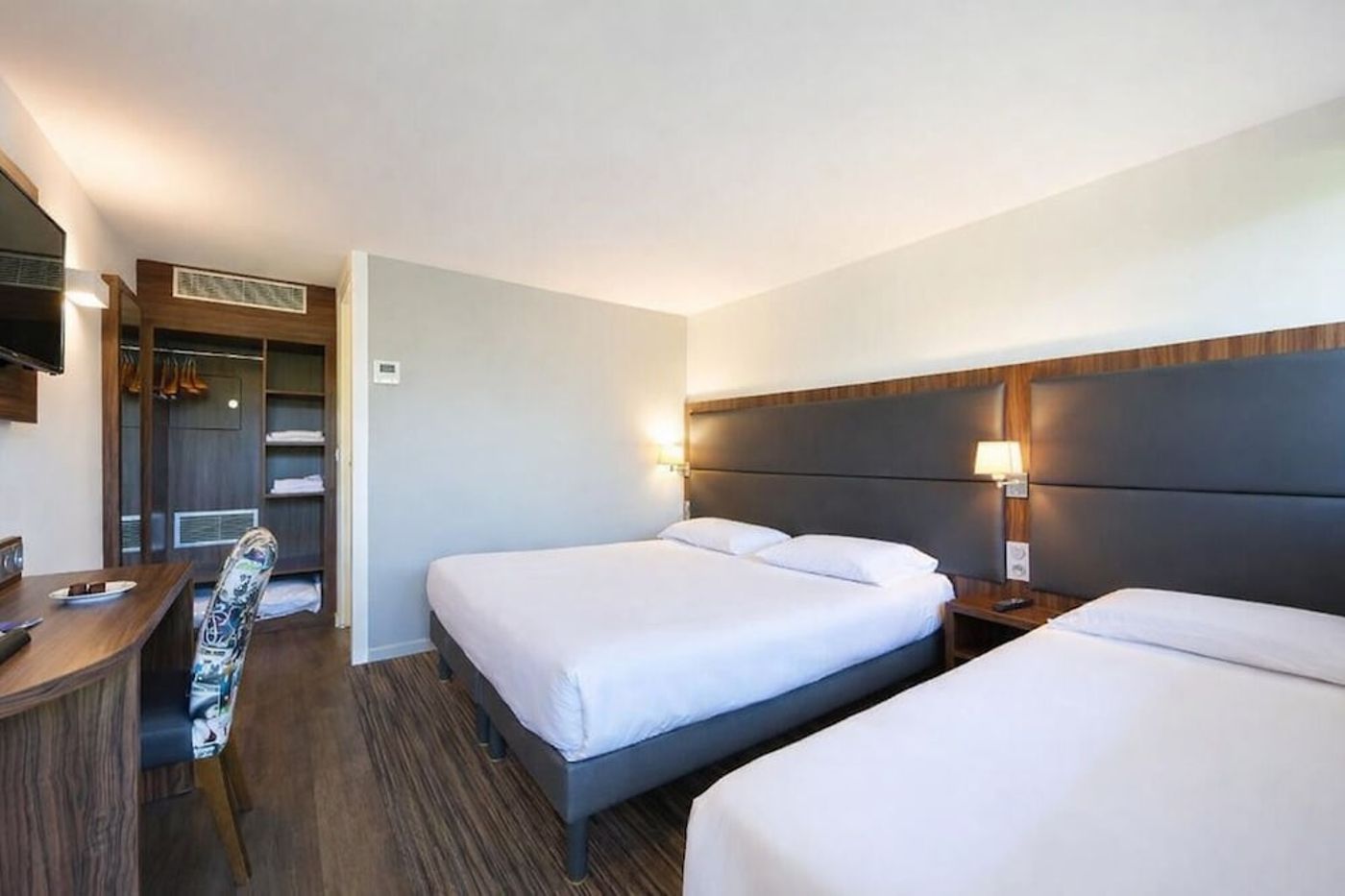 expedia-3162938-17
