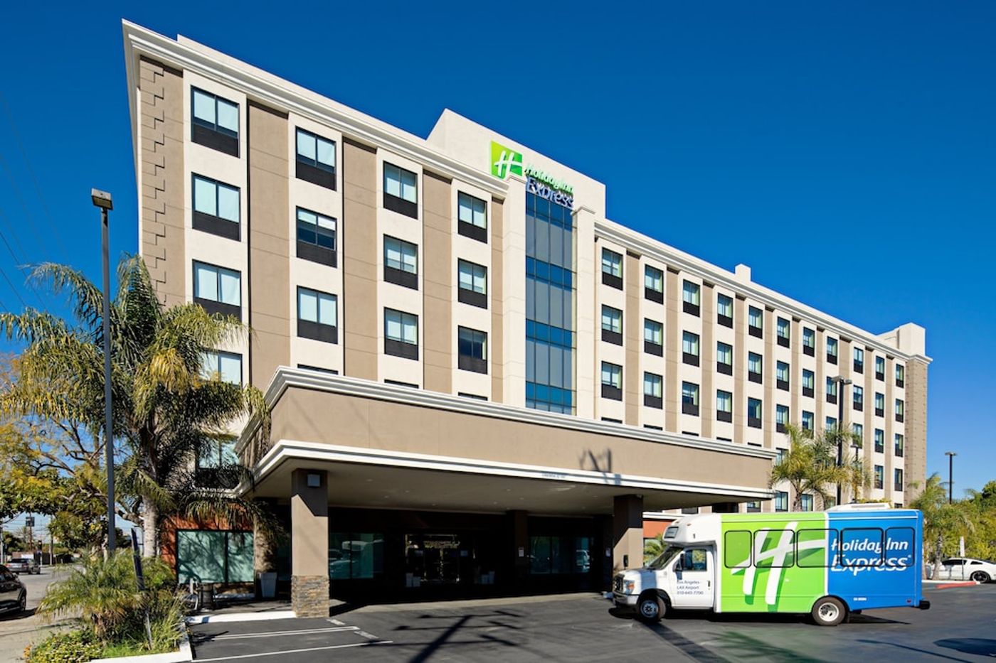 expedia-3159520-1