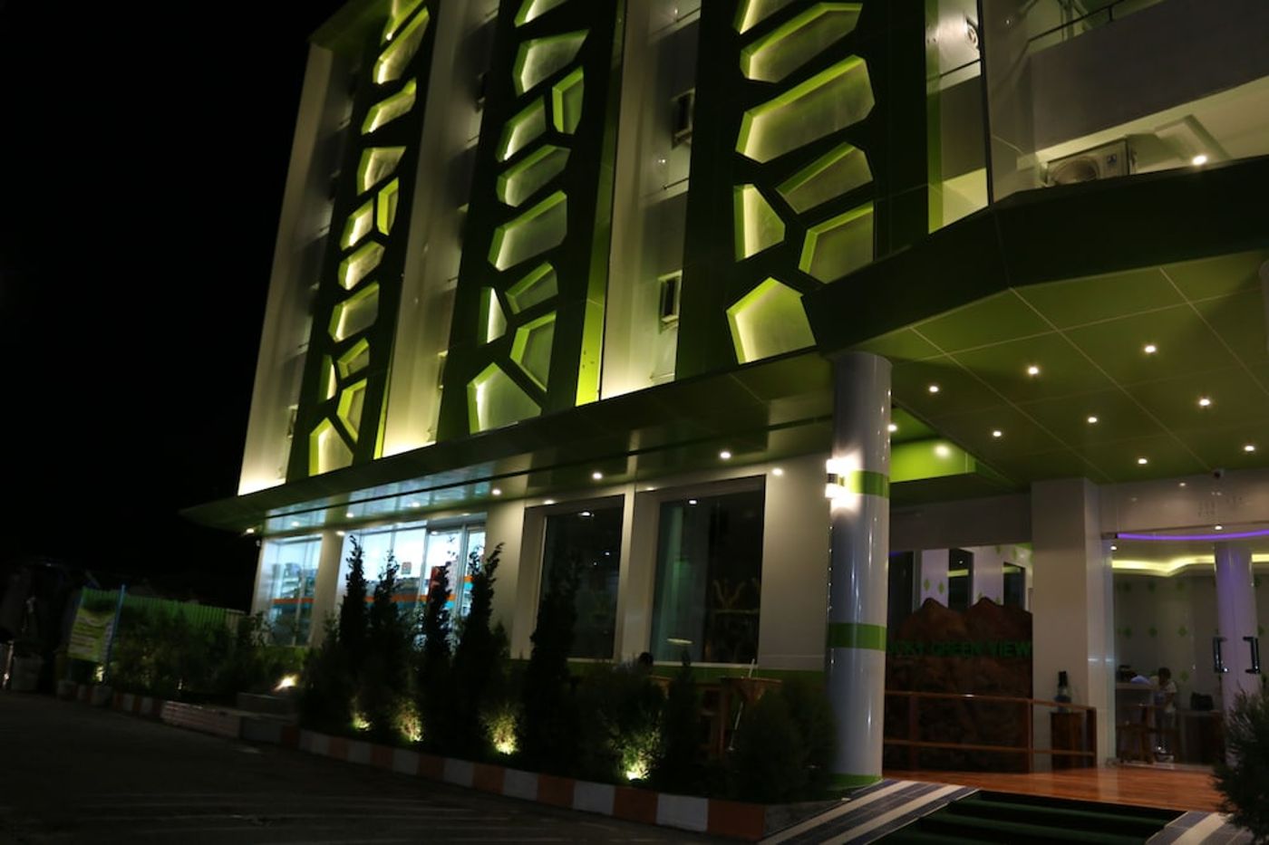 expedia-3159114-5