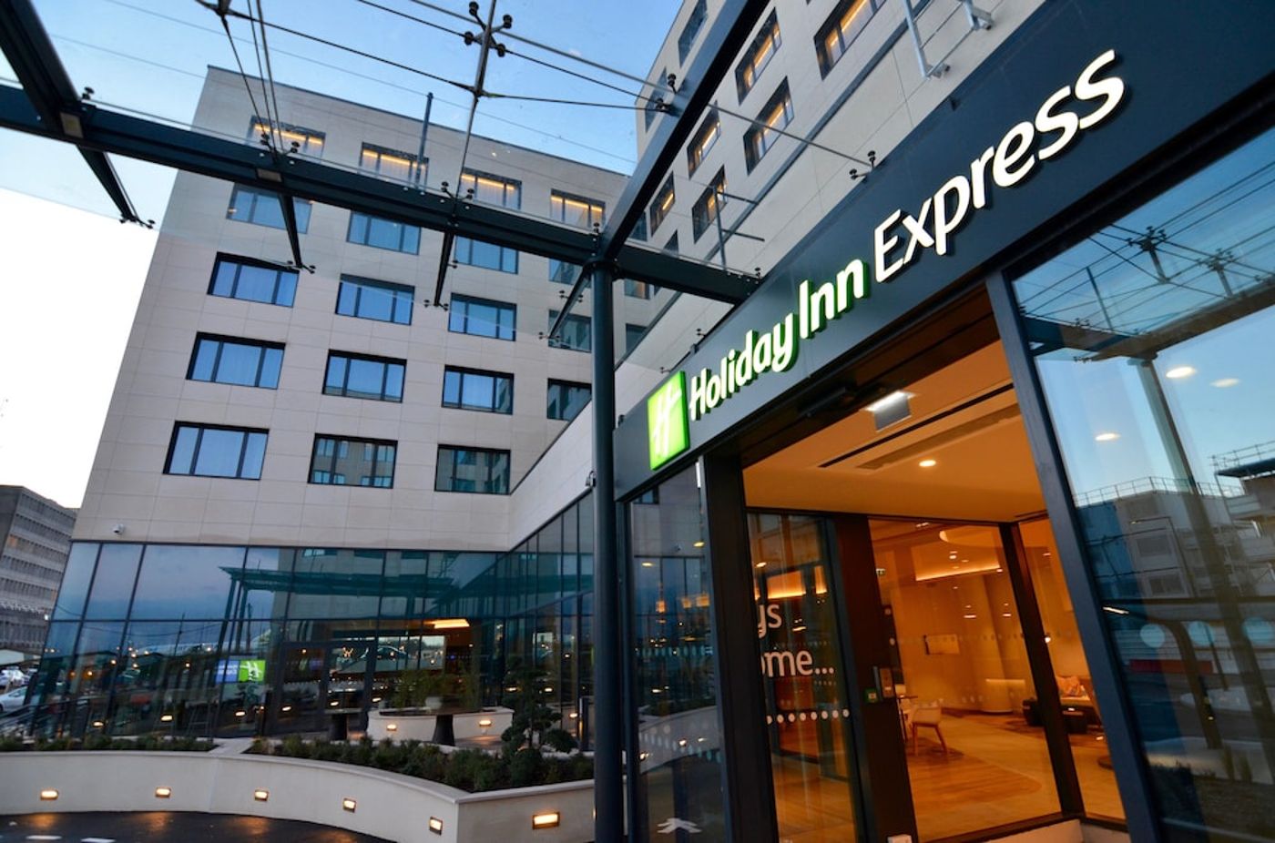 expedia-3159975-9
