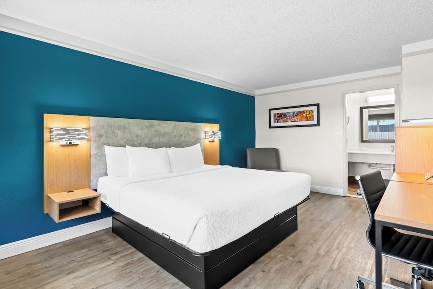 expedia-3165907-14