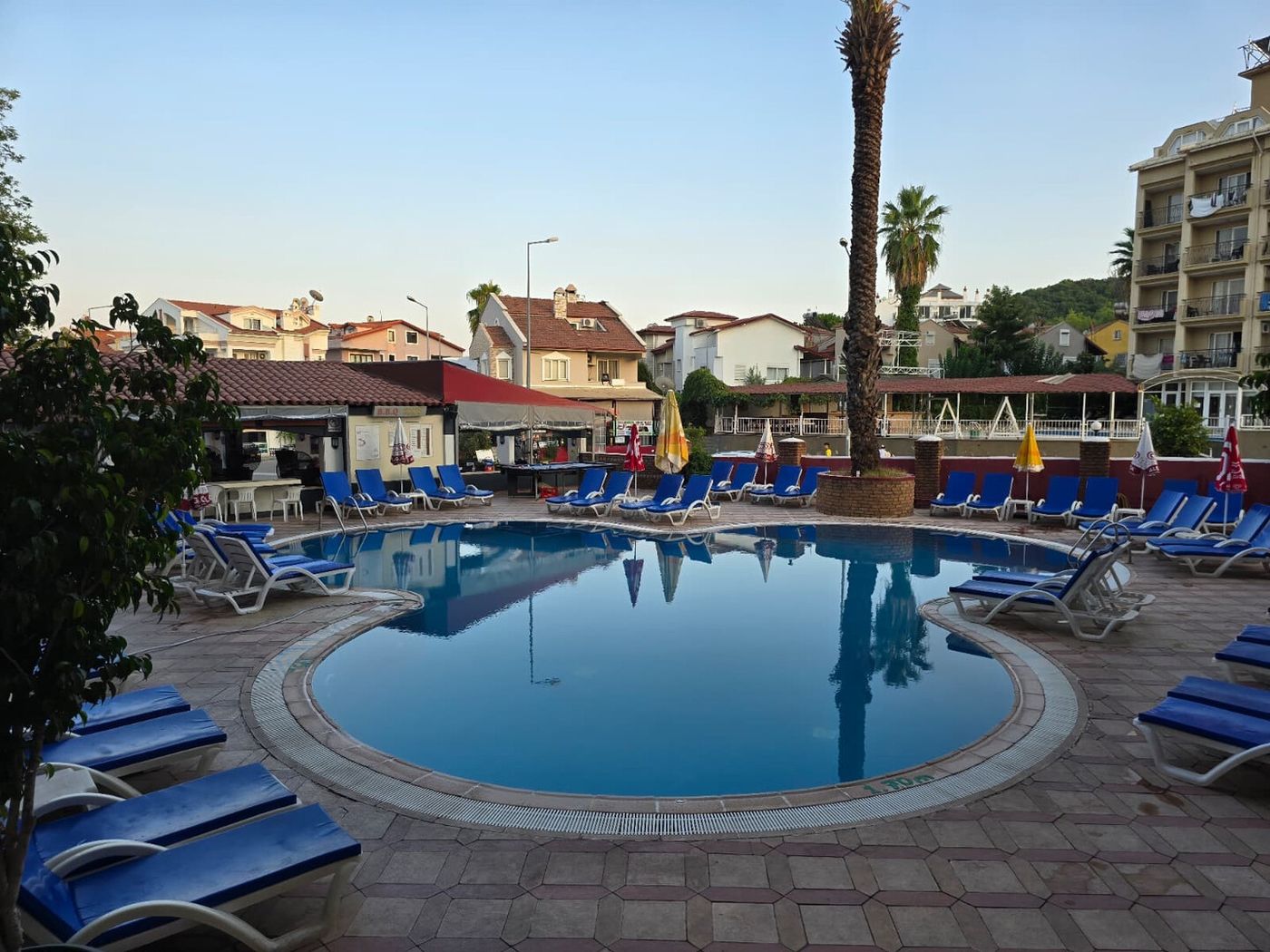 Club Meridmar Apartments