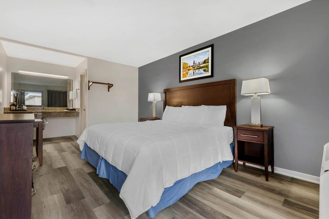 expedia-3162155-9