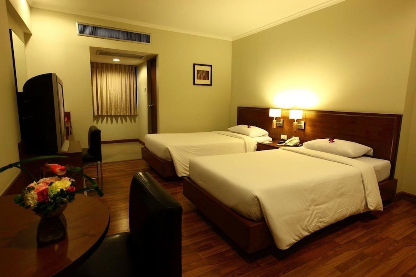 expedia-3162849-5