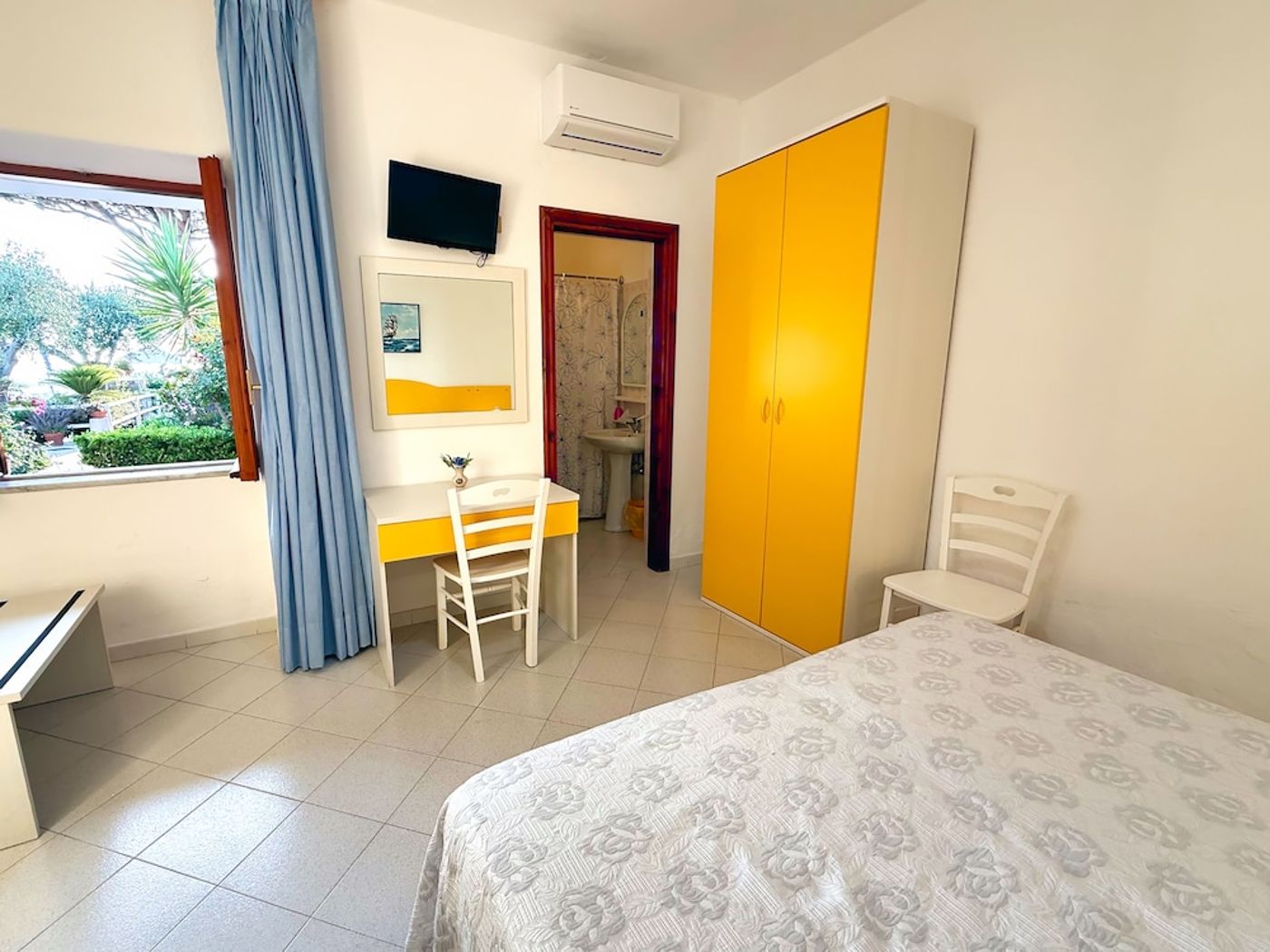 expedia-3166840-20
