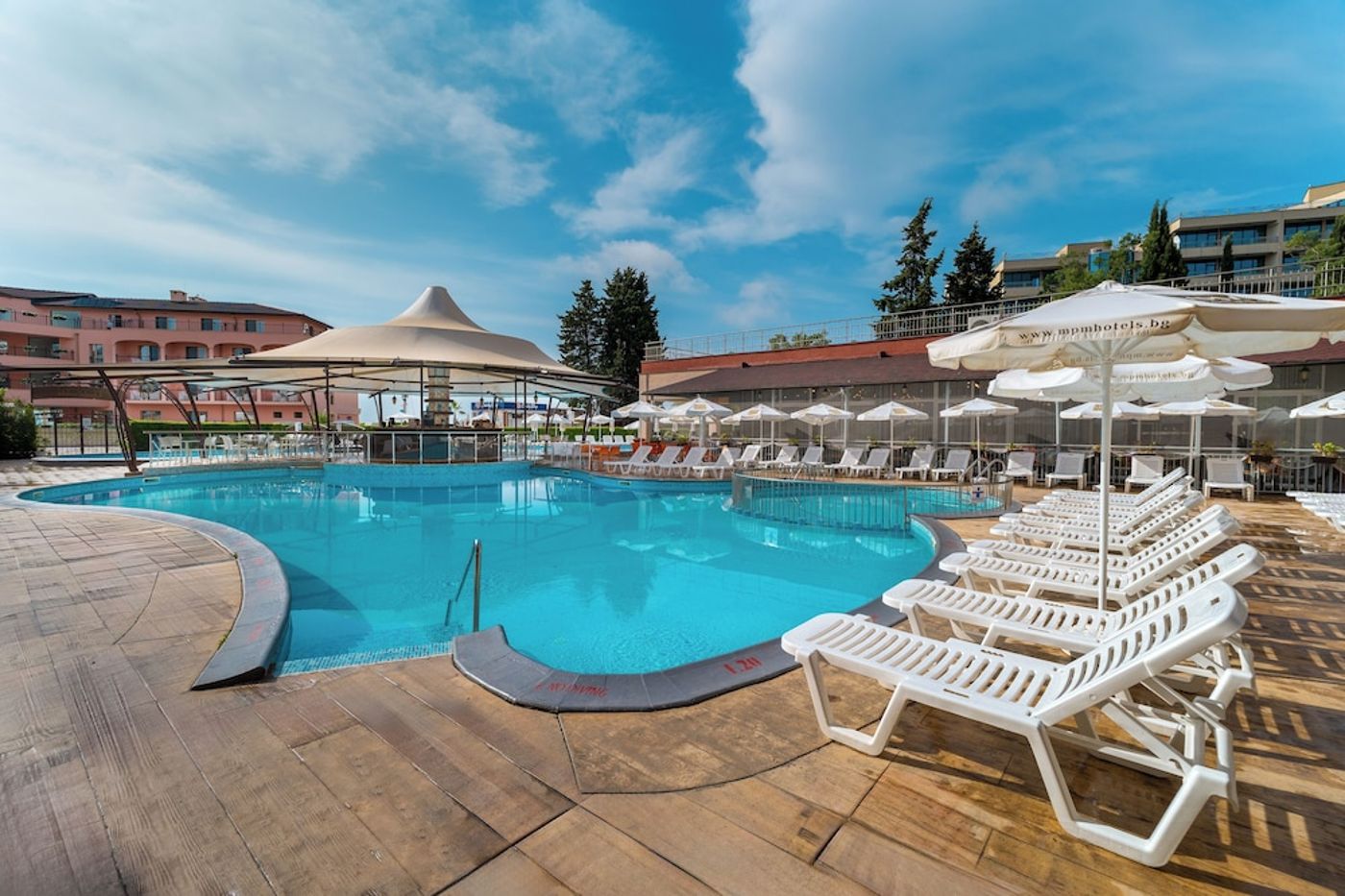 expedia-3156442-30