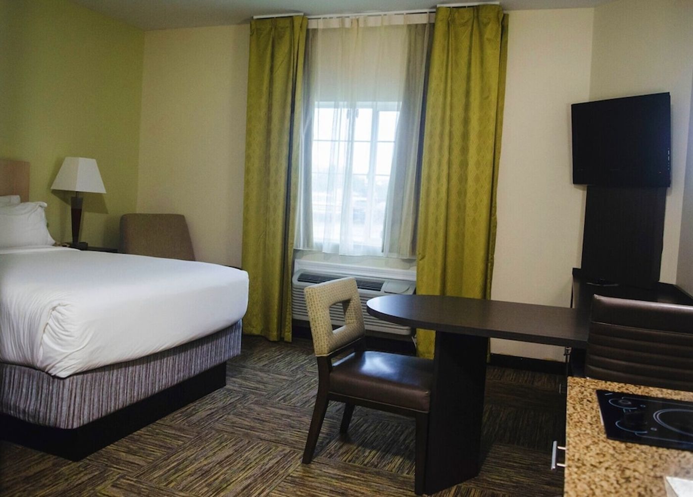 expedia-3160689-22