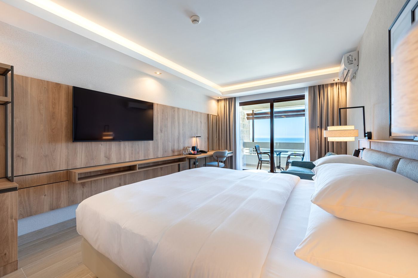 Radisson Resort Ruza Vjetrova 22.04.26