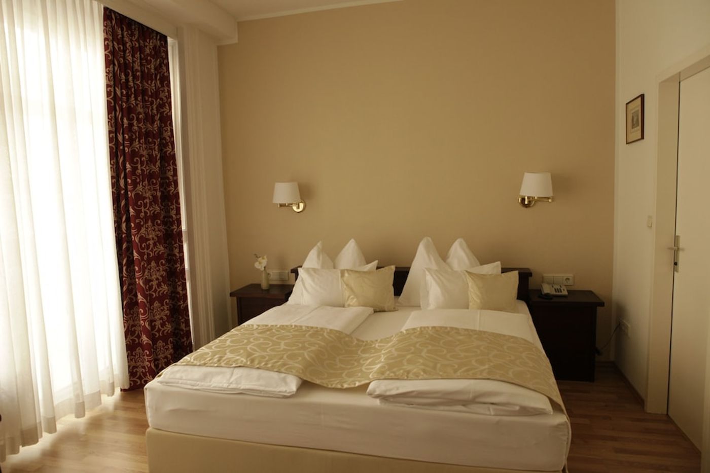 expedia-3162019-12