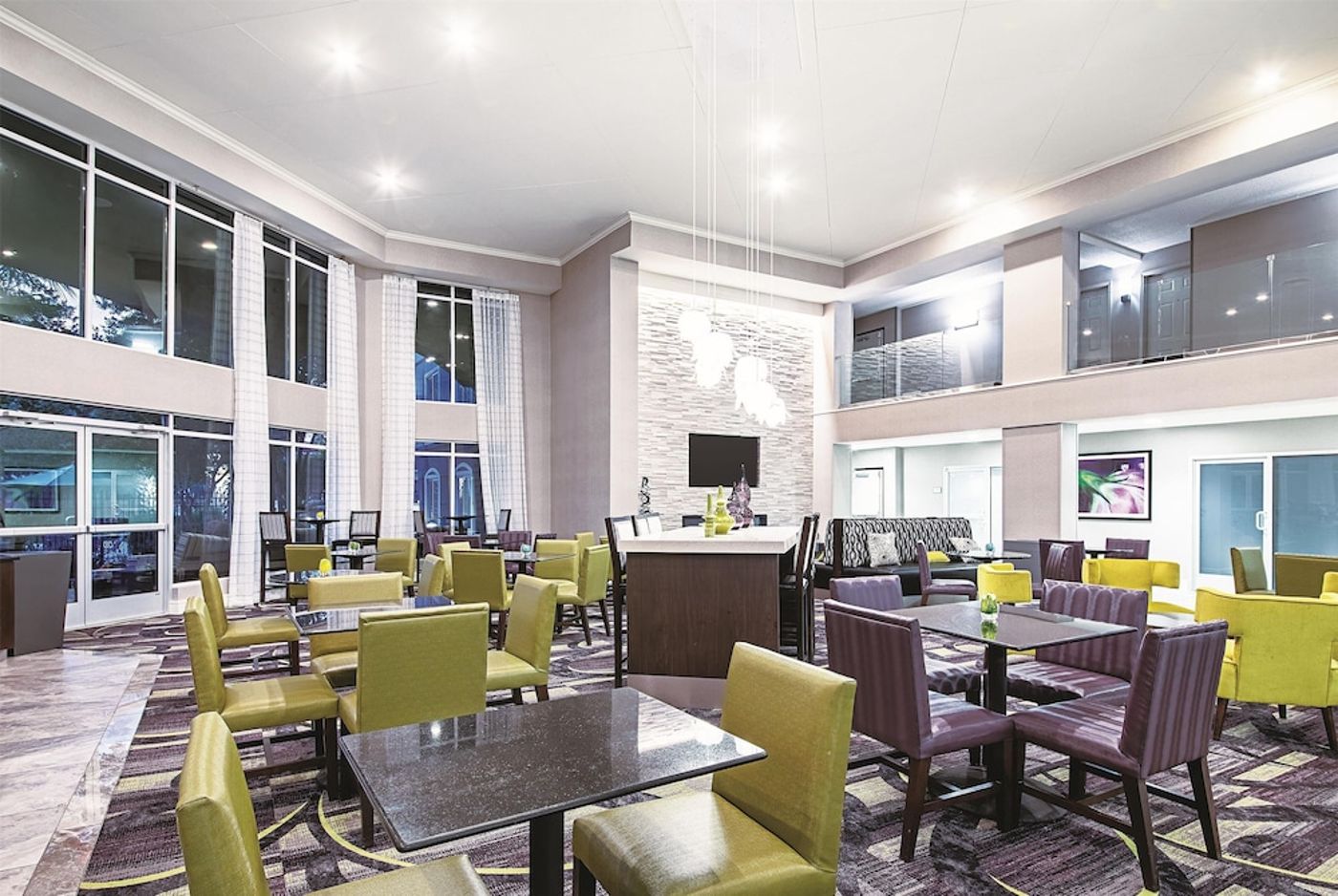 expedia-3159099-7