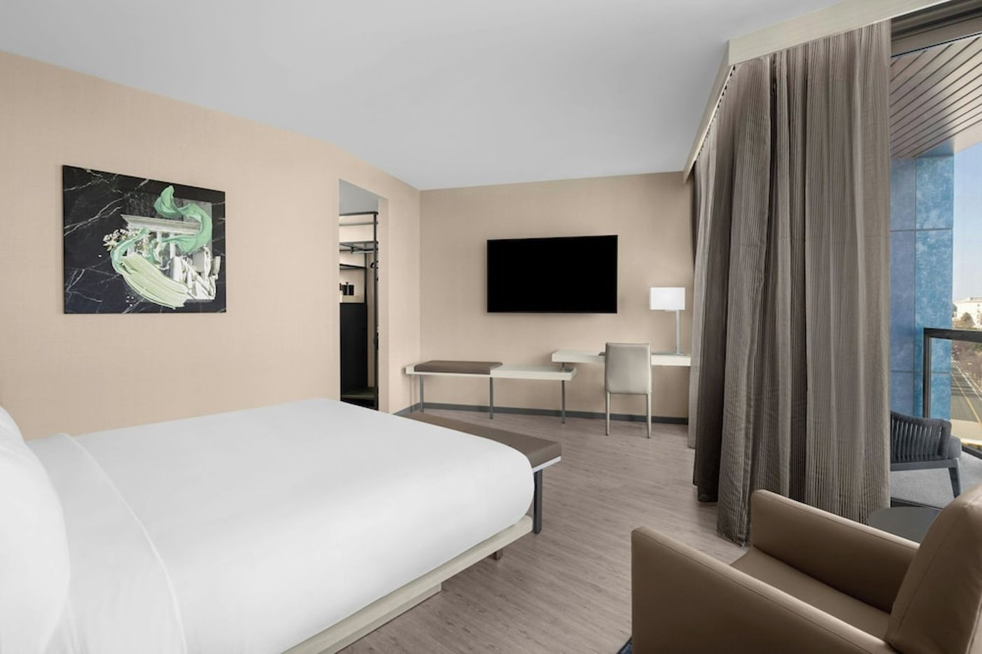 expedia-3159412-15