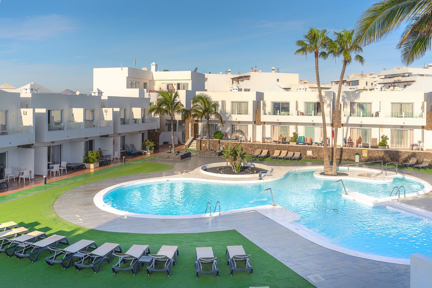 30.03.26 Hotel Siroco & Serenity