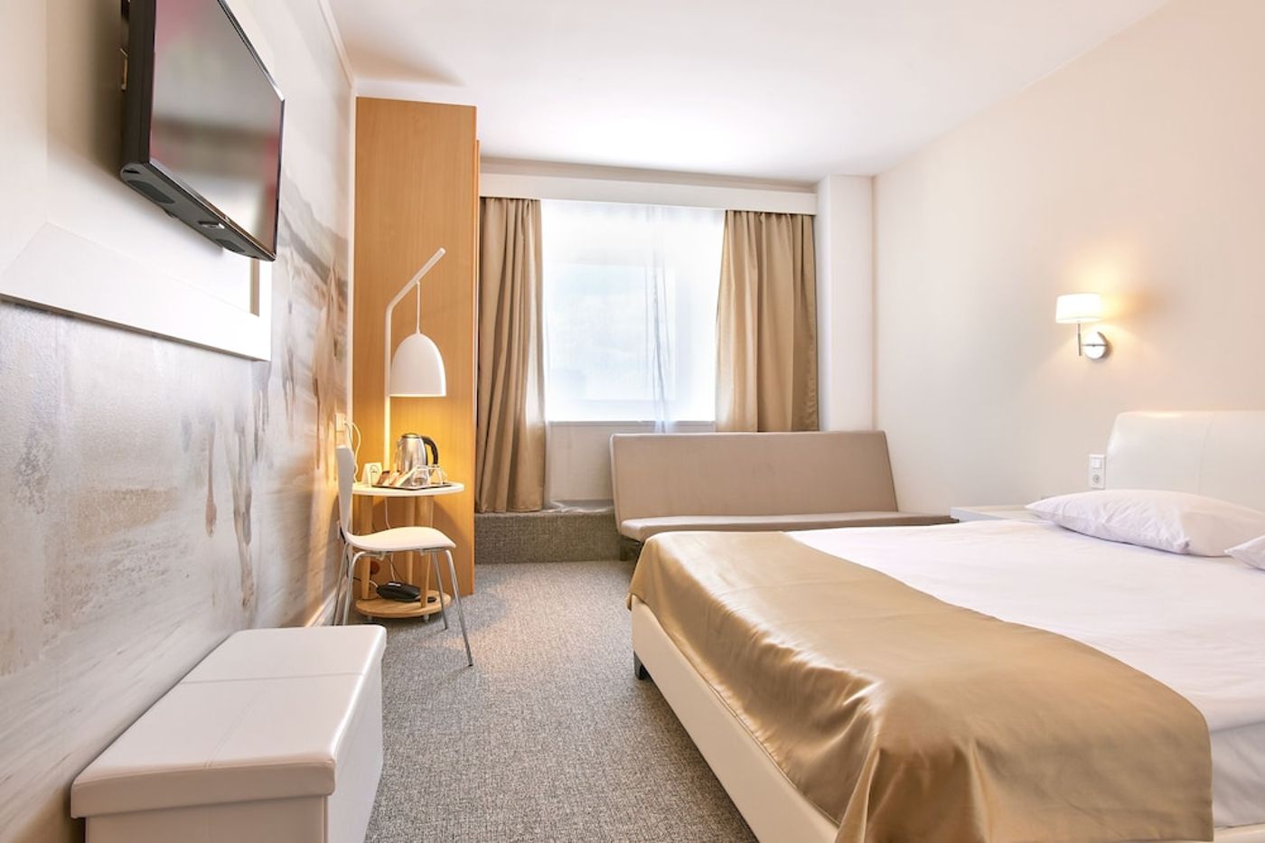 expedia-3166075-22