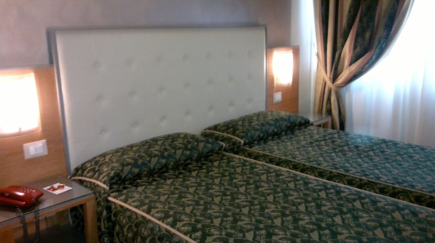 expedia-3163583-8