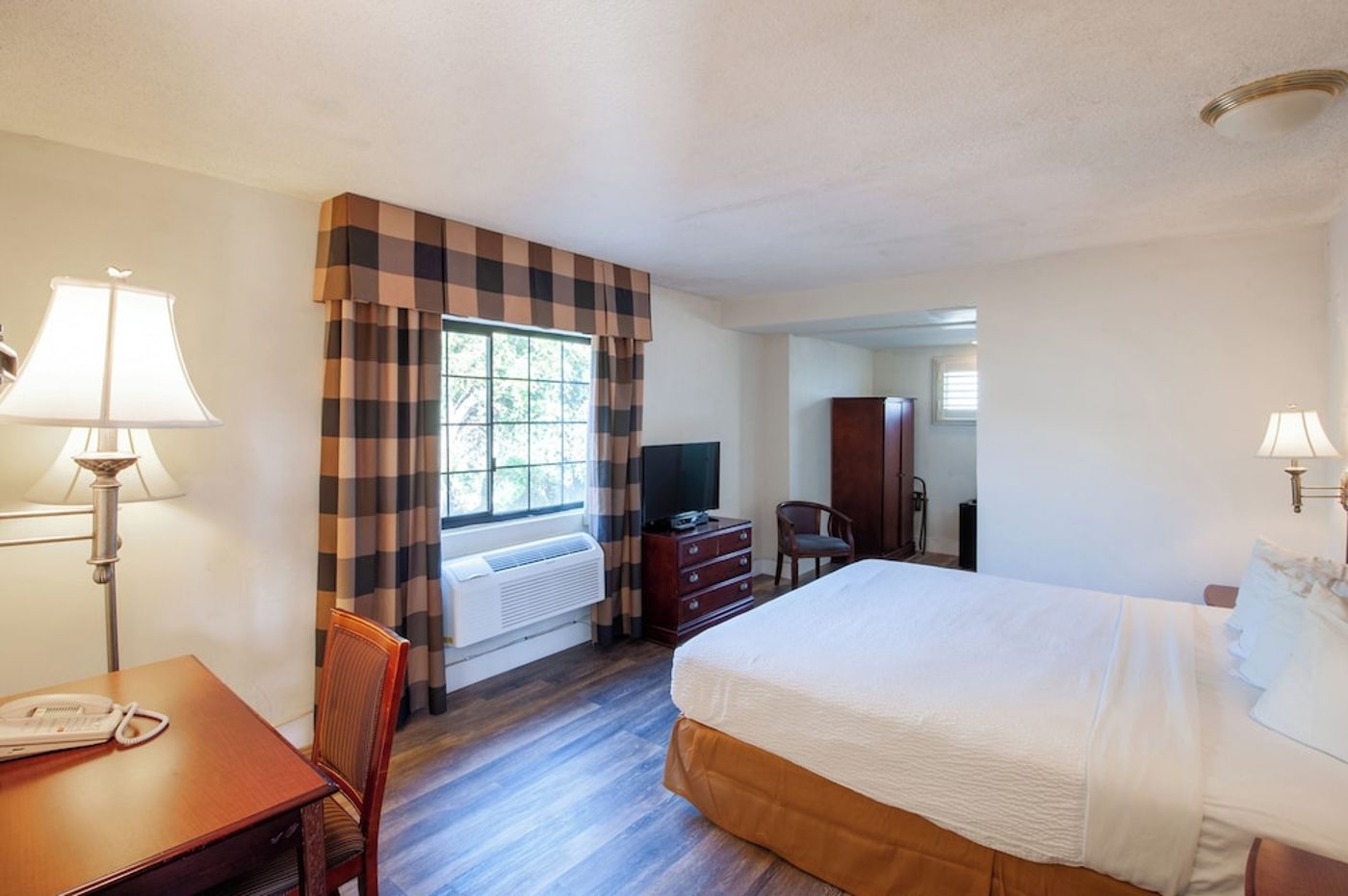 expedia-3158872-16