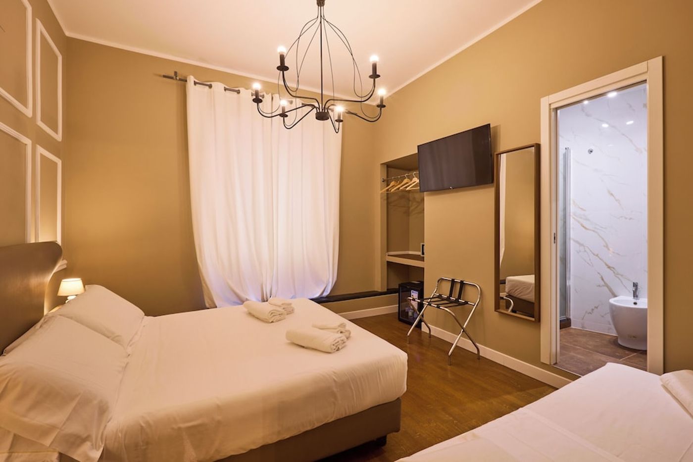 expedia-3163376-9