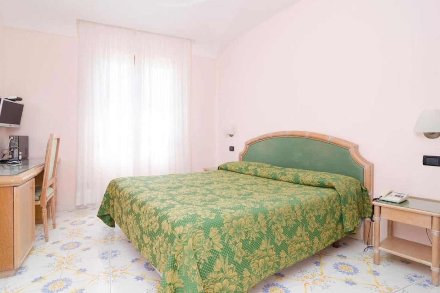 expedia-3166376-16
