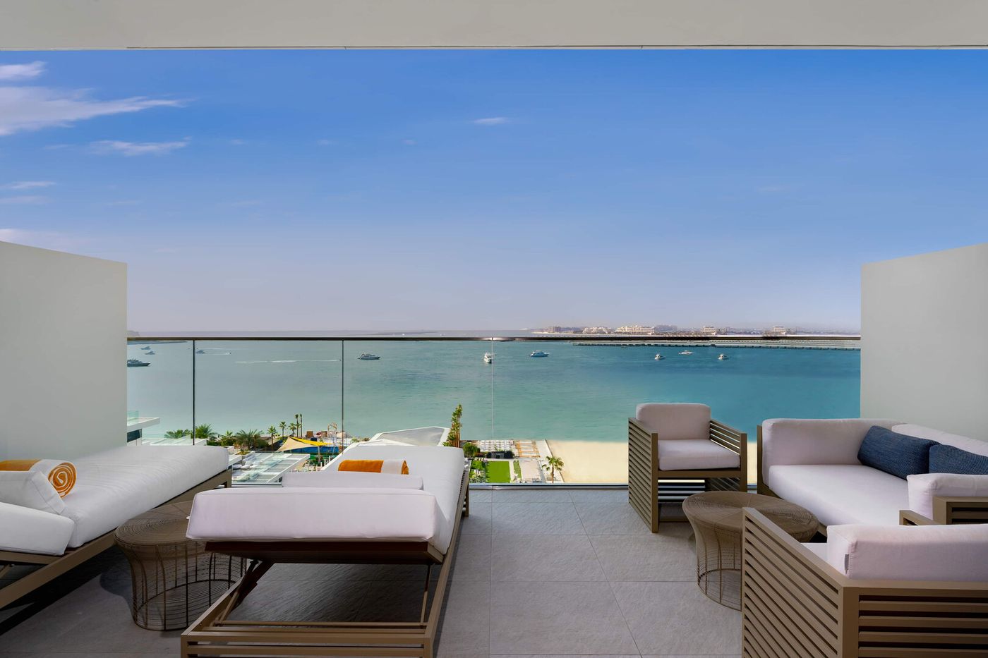 FIVE LUXE JBR 08.09