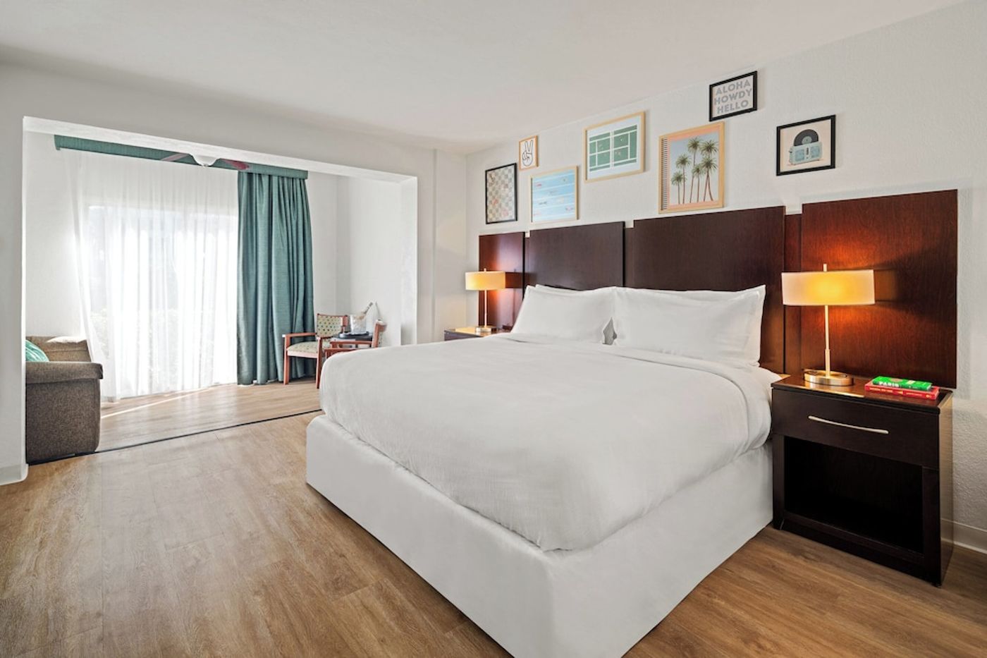 expedia-3163436-26