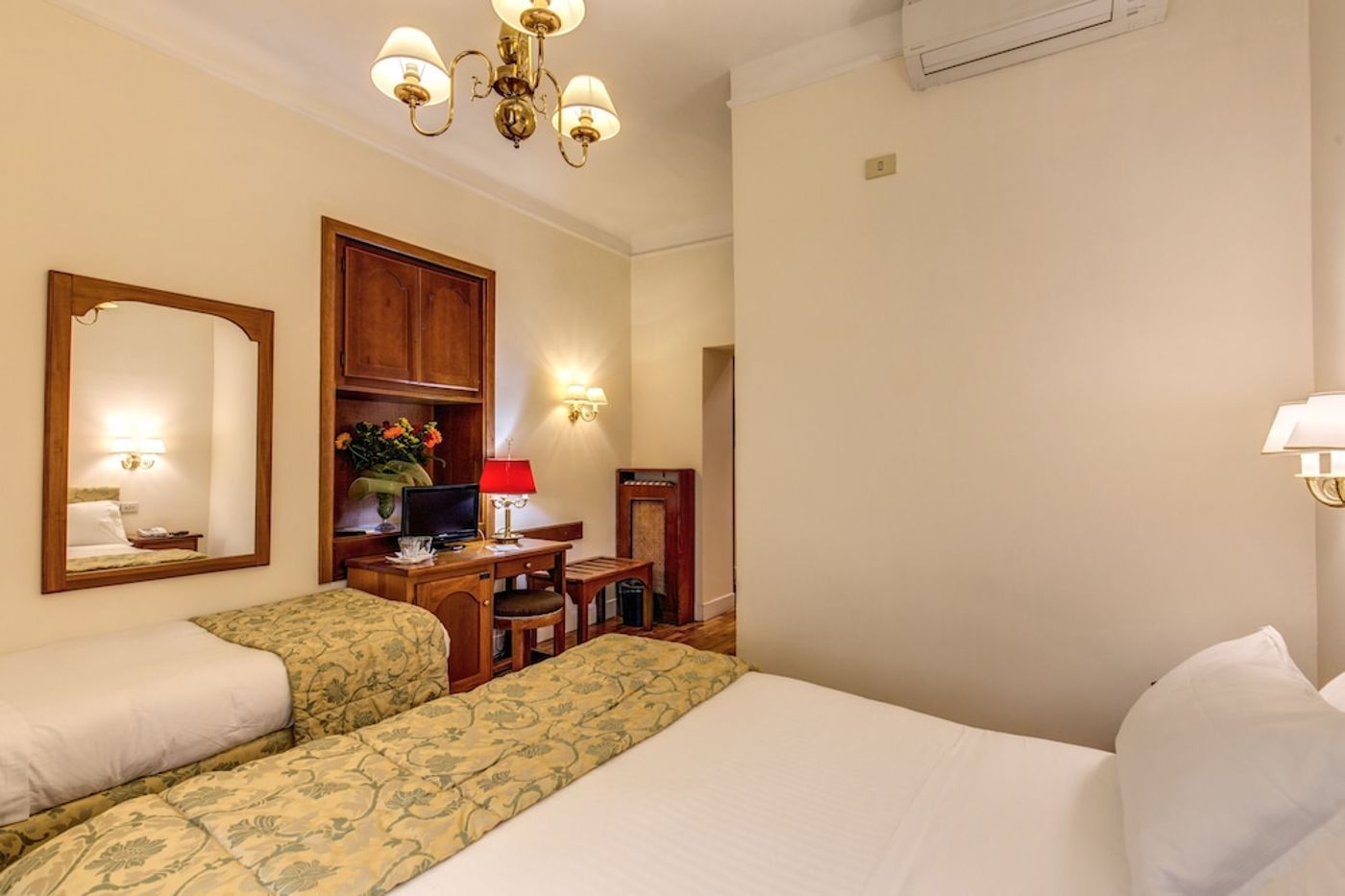 expedia-3163364-6