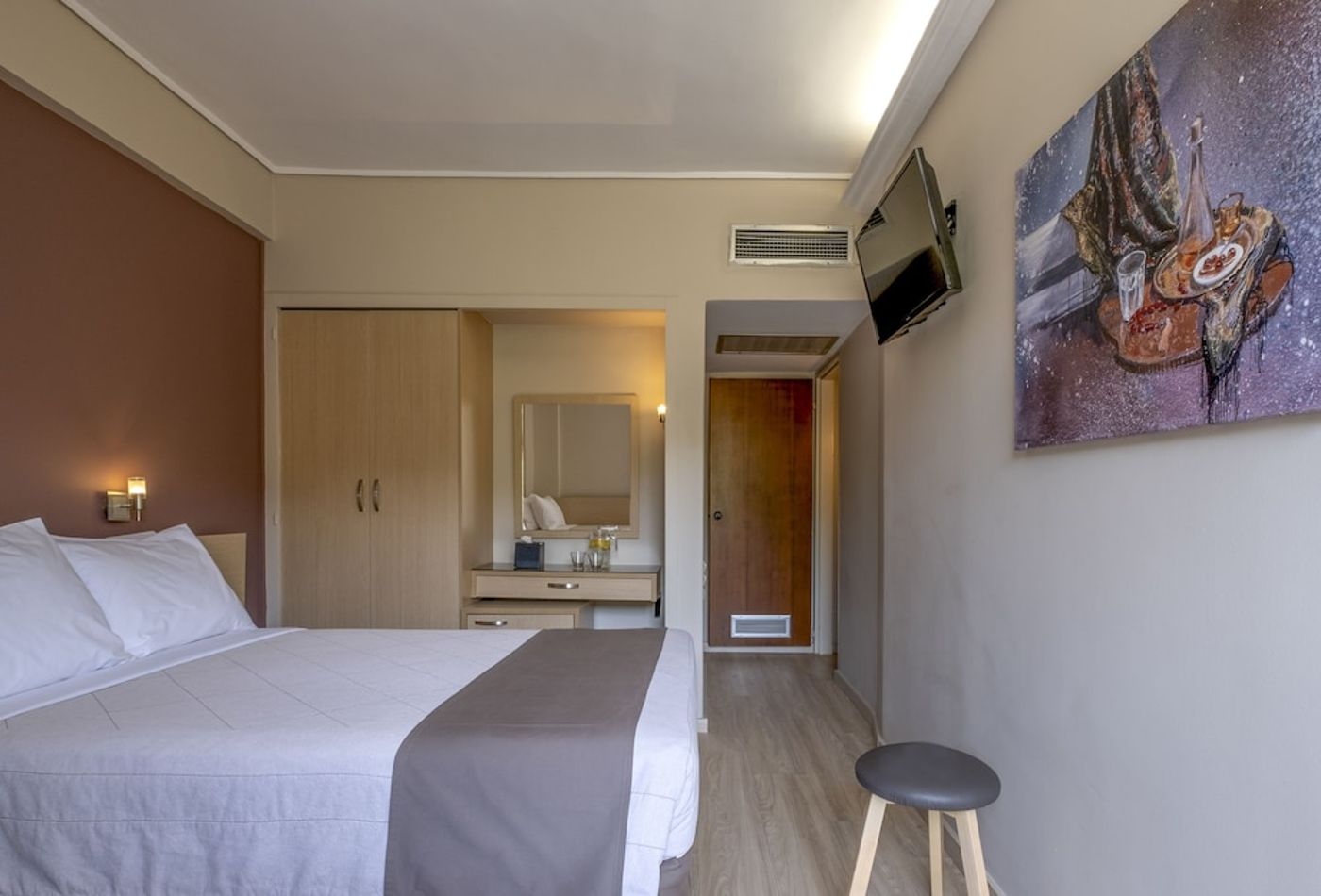 expedia-3165127-30
