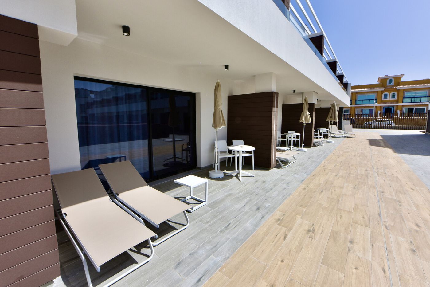 09.09.26 Esmeralda Cotillo Homes by LIVVO