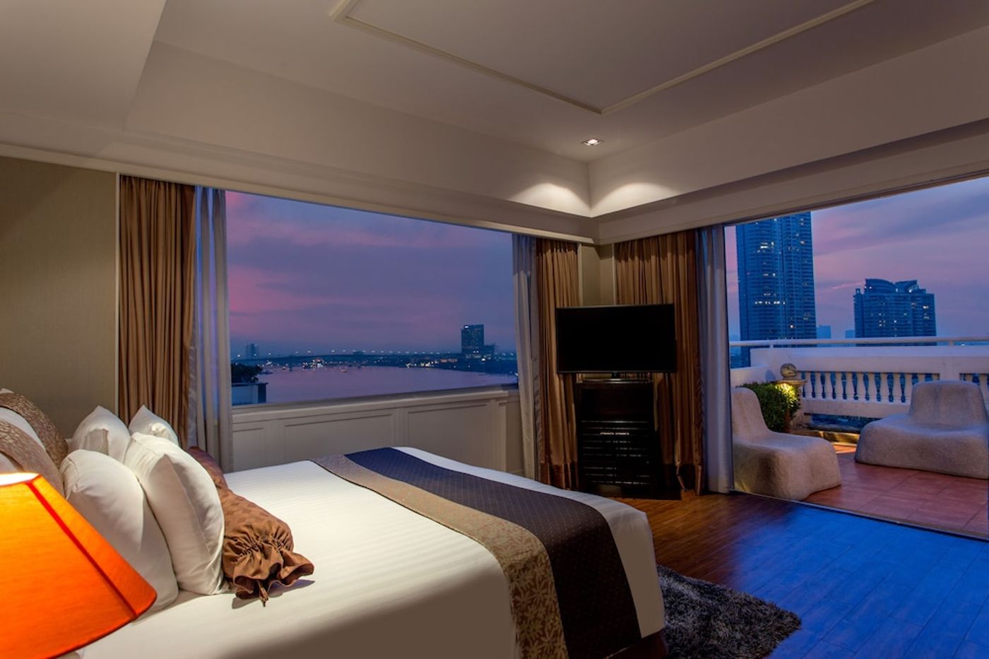 expedia-3165028-30