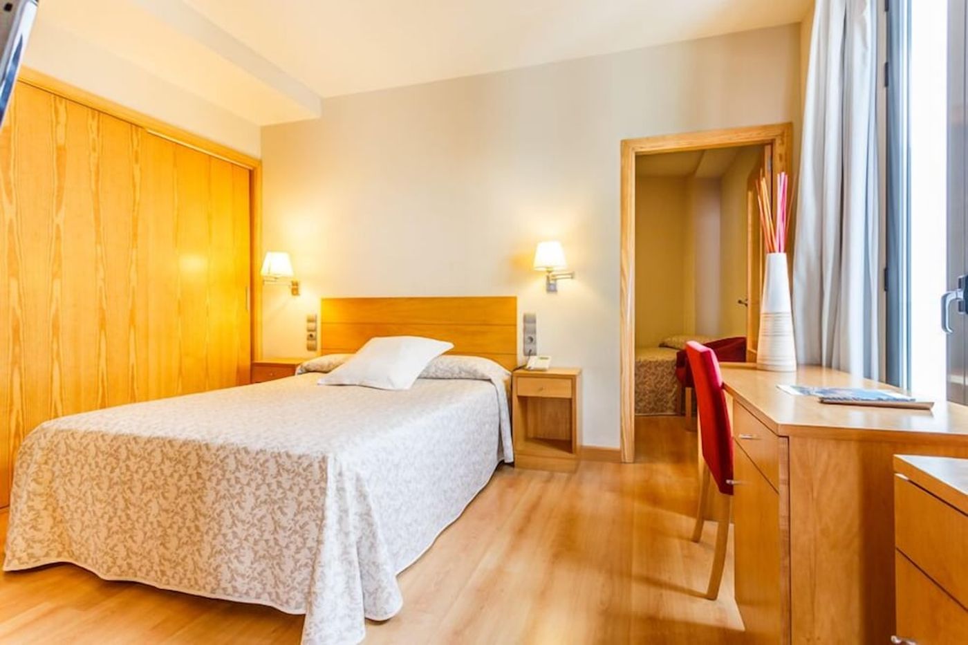 expedia-3161179-26