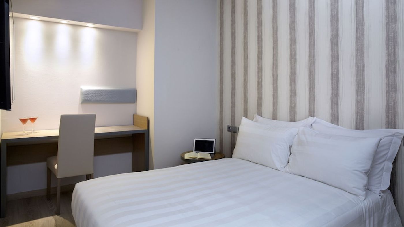 expedia-3159699-25