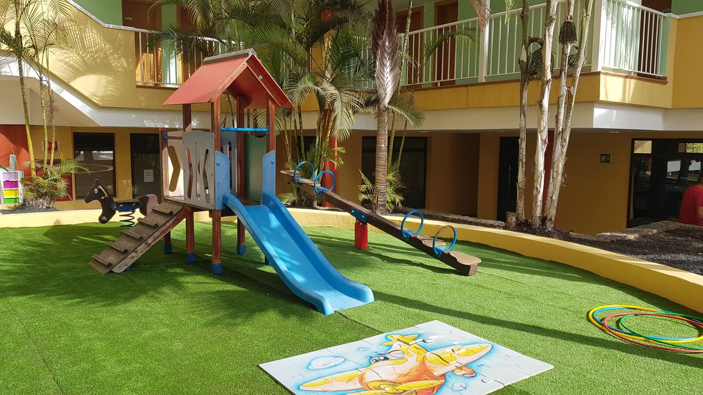 10.03.26 Chatur Costa Caleta