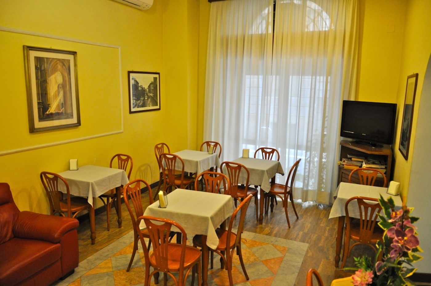 expedia-3159910-10