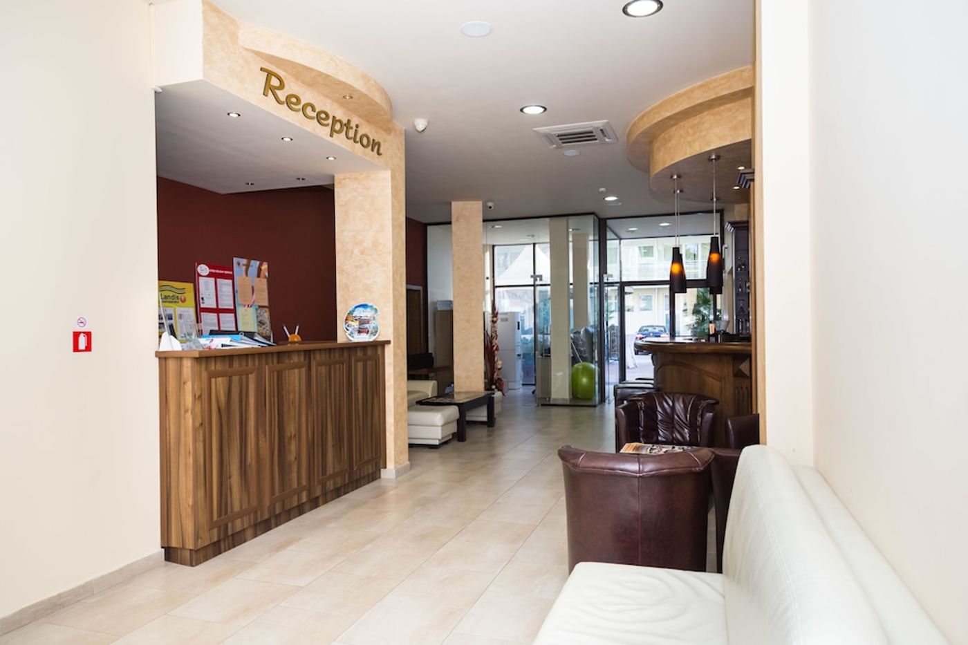 expedia-3166114-7