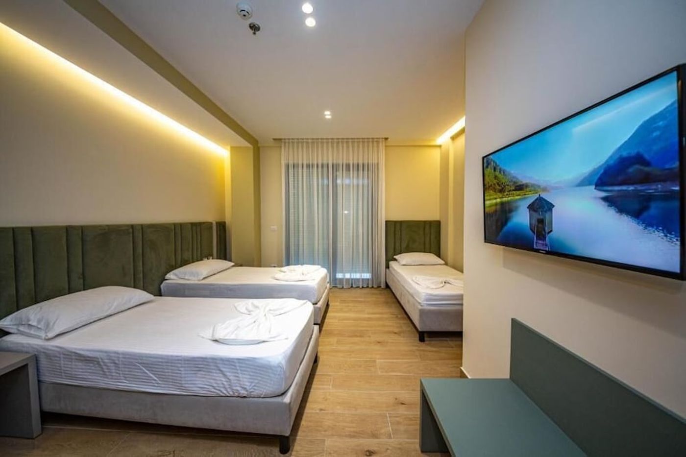 expedia-3156389-15