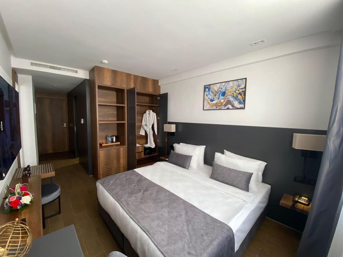 expedia-3165852-5