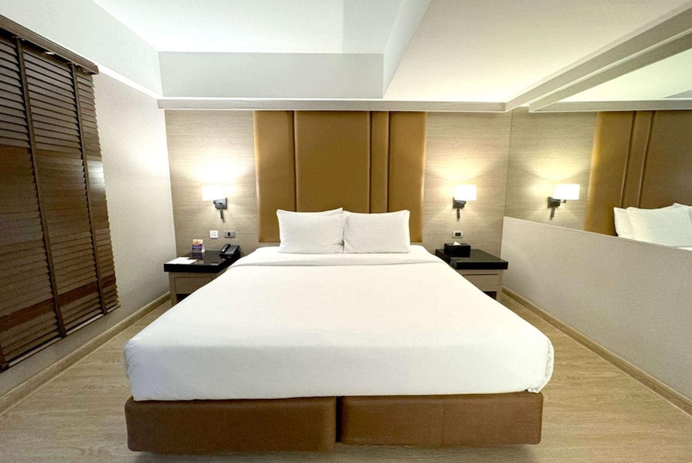 expedia-3165116-25