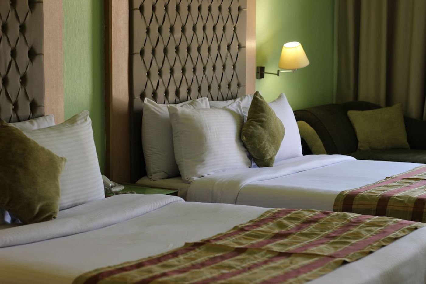 expedia-3162239-25