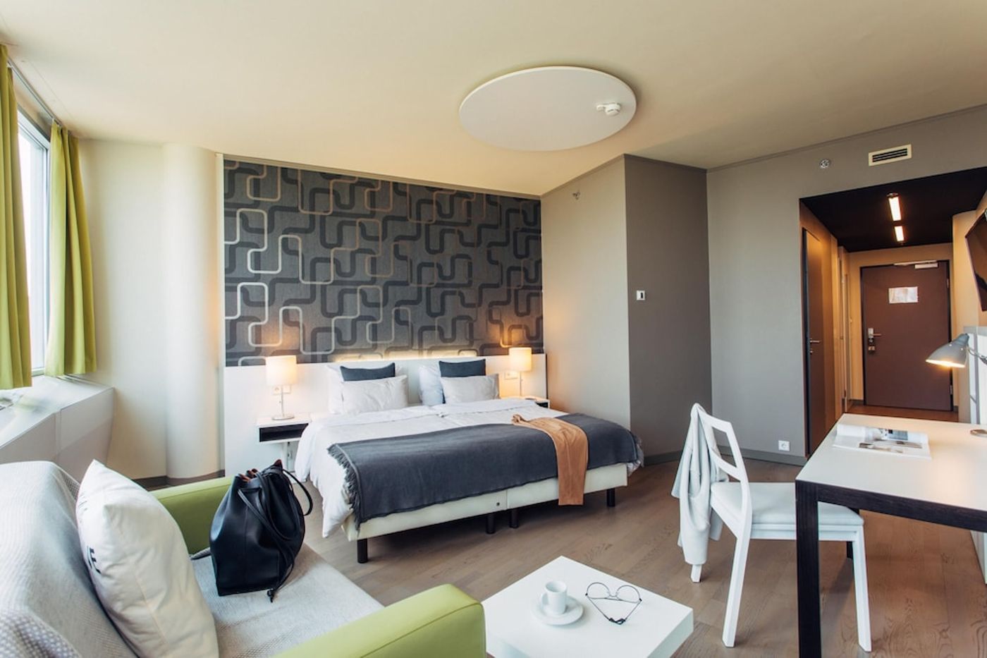 expedia-3163944-15