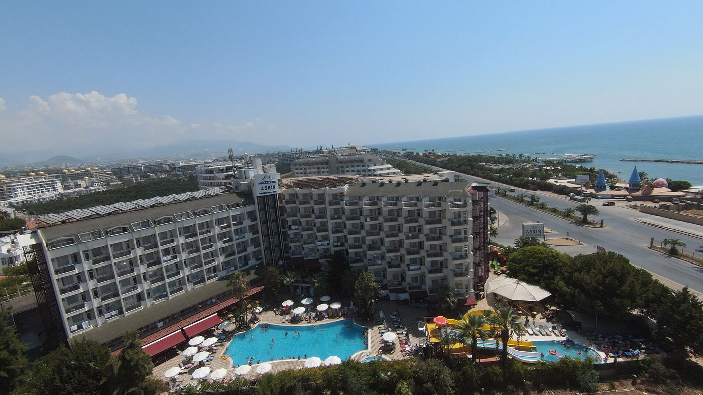 Asrin Beach Hotel