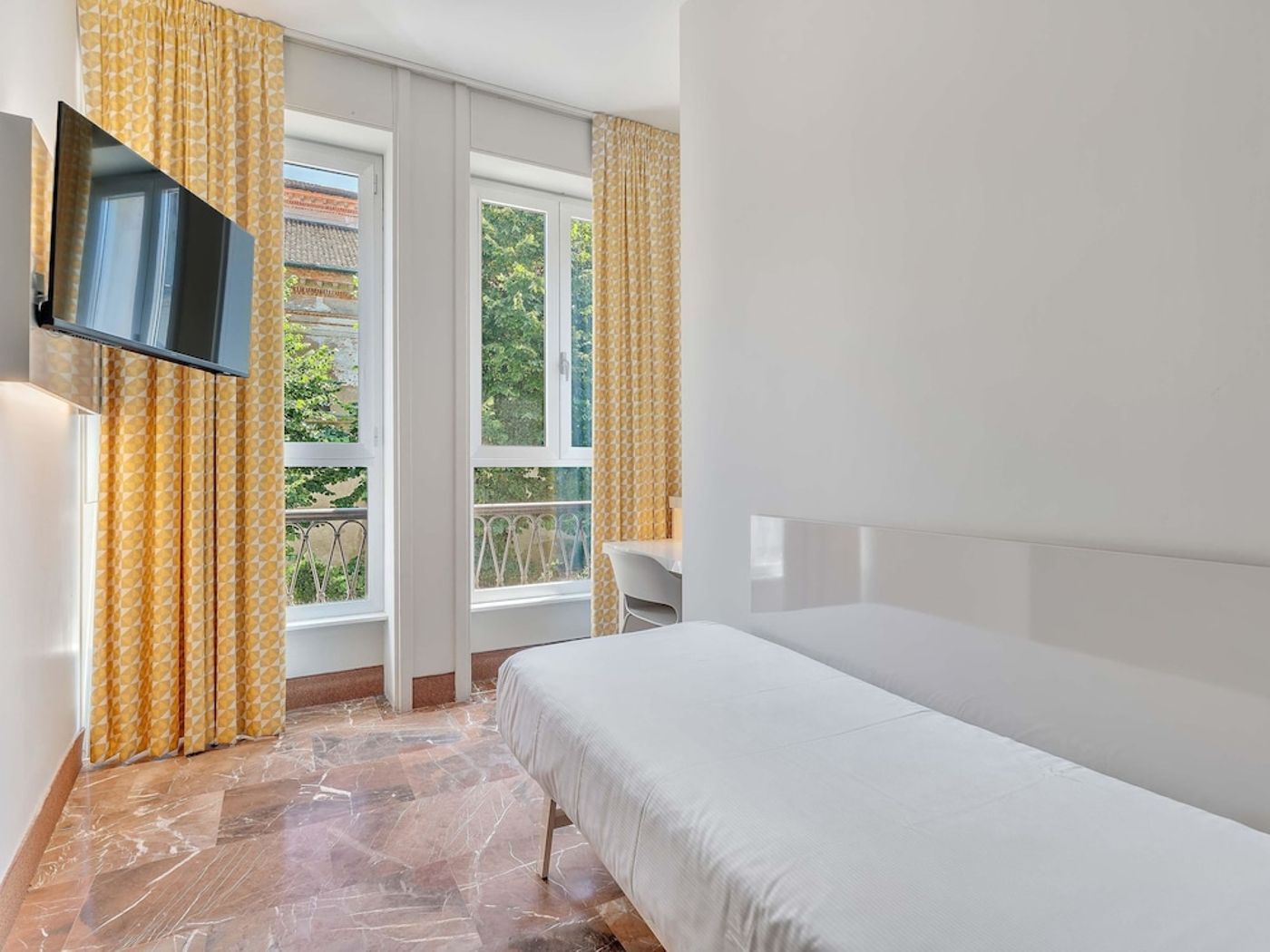expedia-3159909-16
